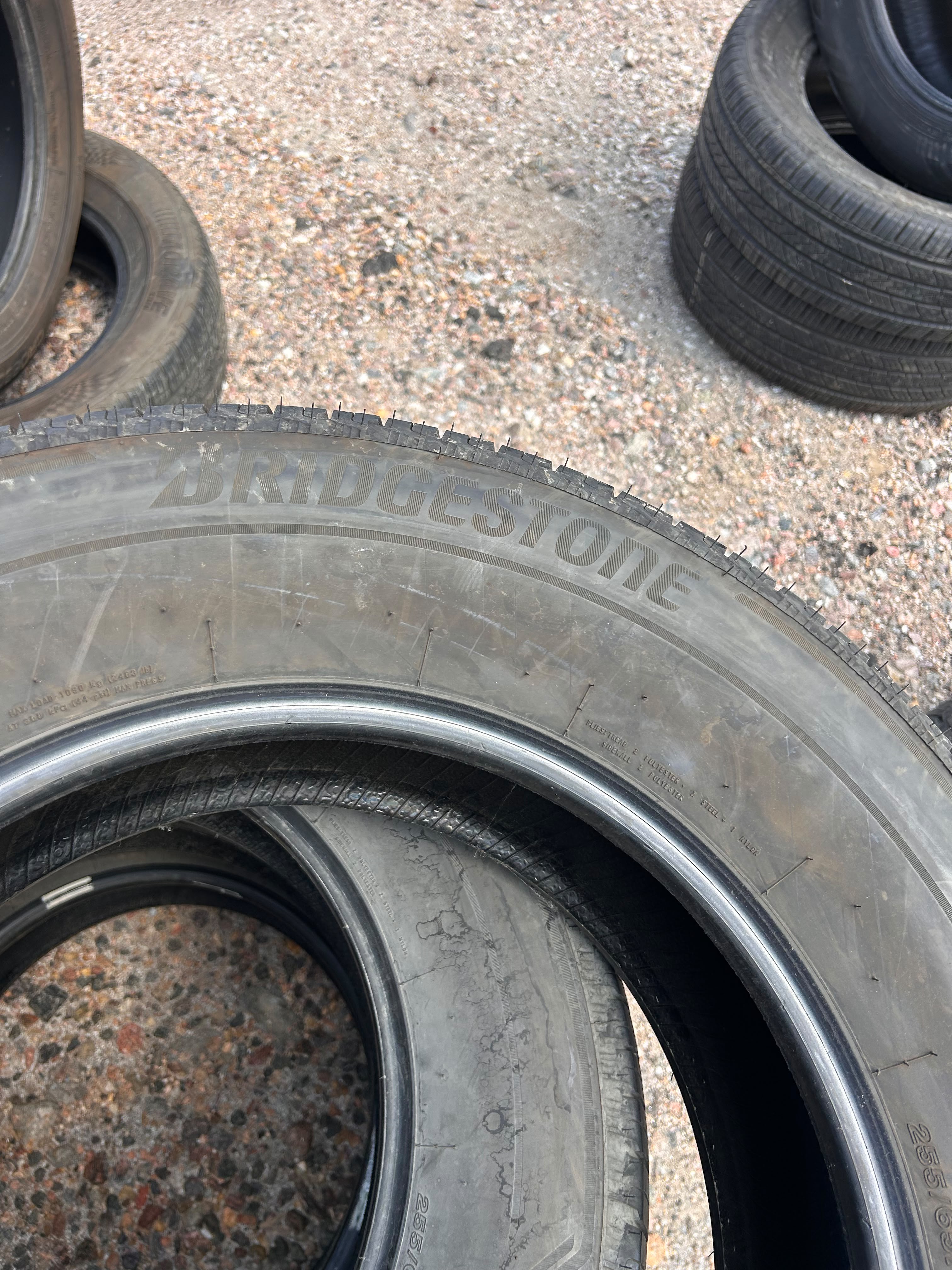 255/65R18 Set (4 Used Tires) Bridgestone Alenza AS02