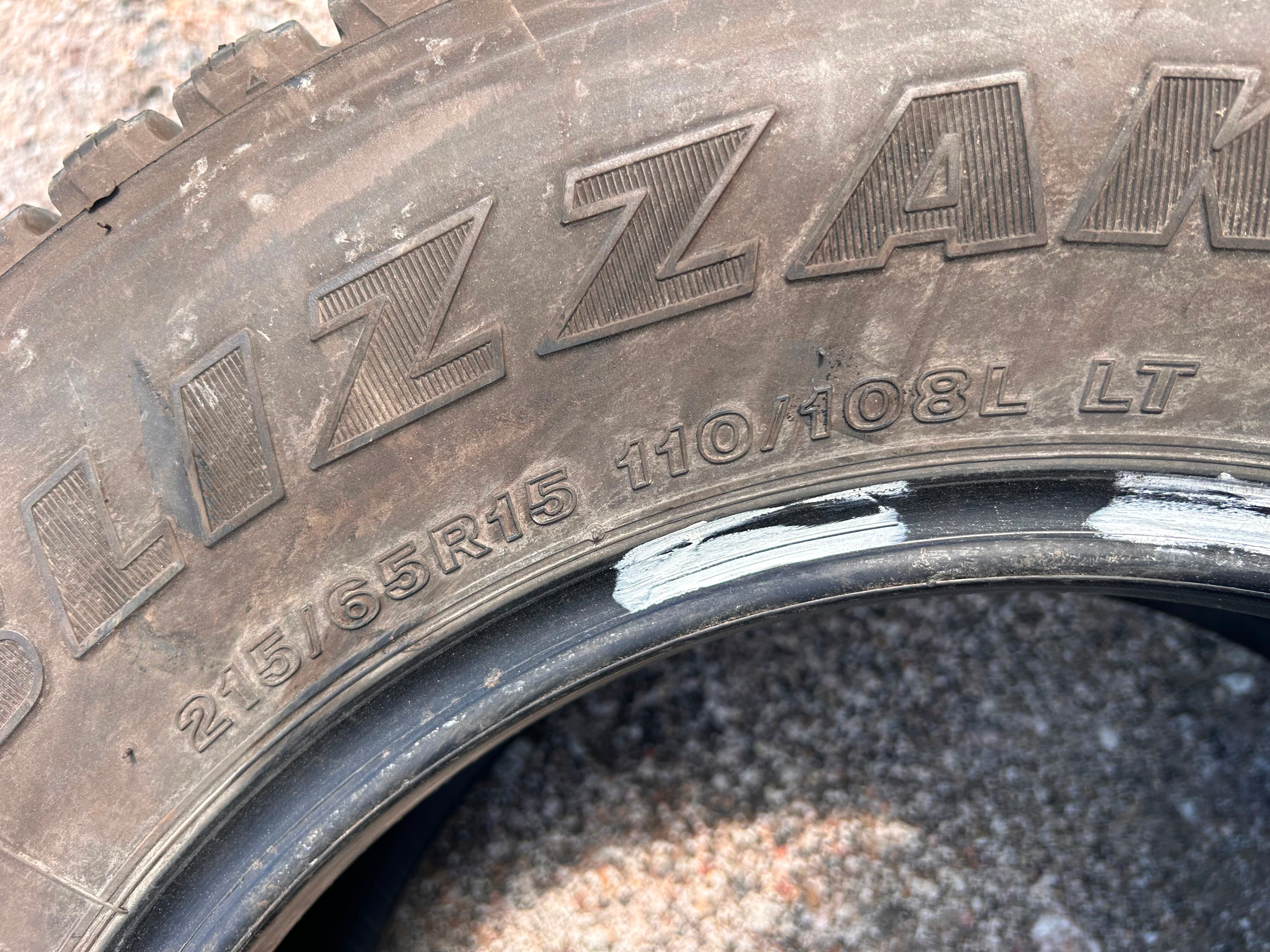 215/65R15 Pair (2 Like New Tires!!) Bridgestone Blizzak W979