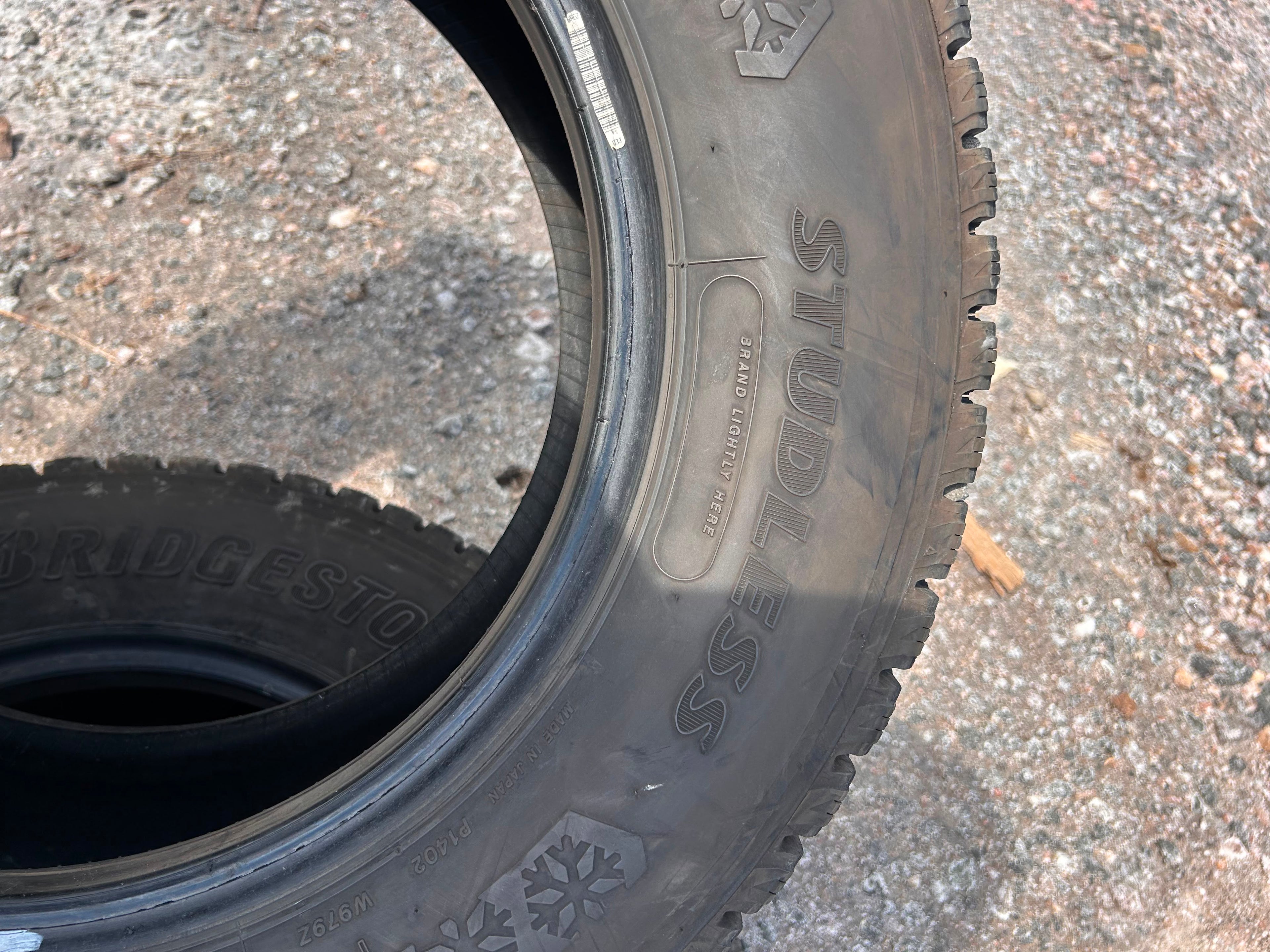 215/65R15 Pair (2 Like New Tires!!) Bridgestone Blizzak W979