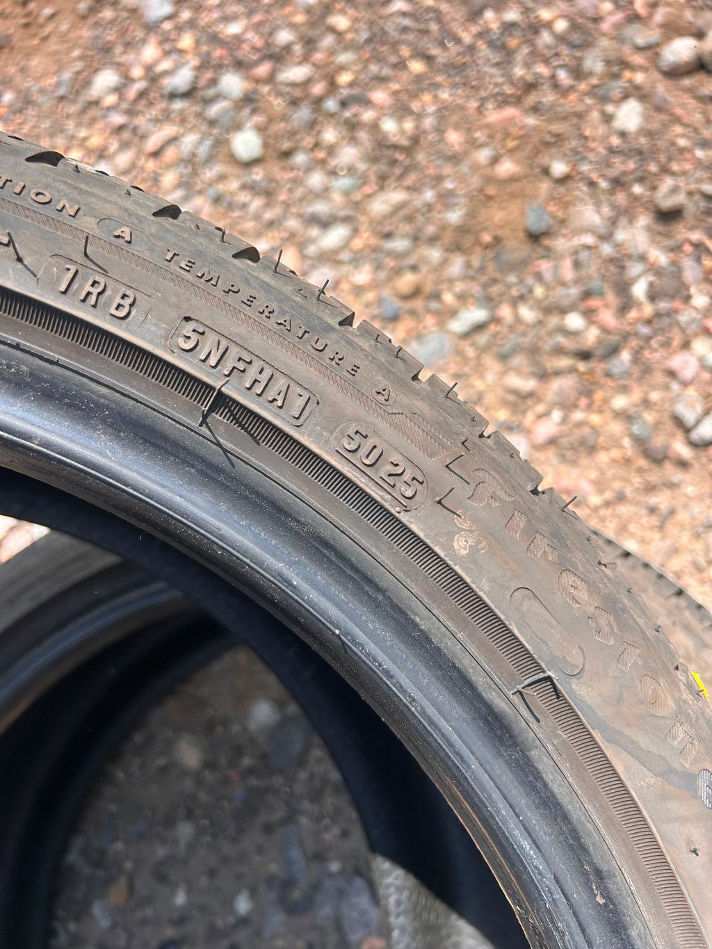 225/40R18 Pair (2 Used Tires) Firestone Firehawk AS V2