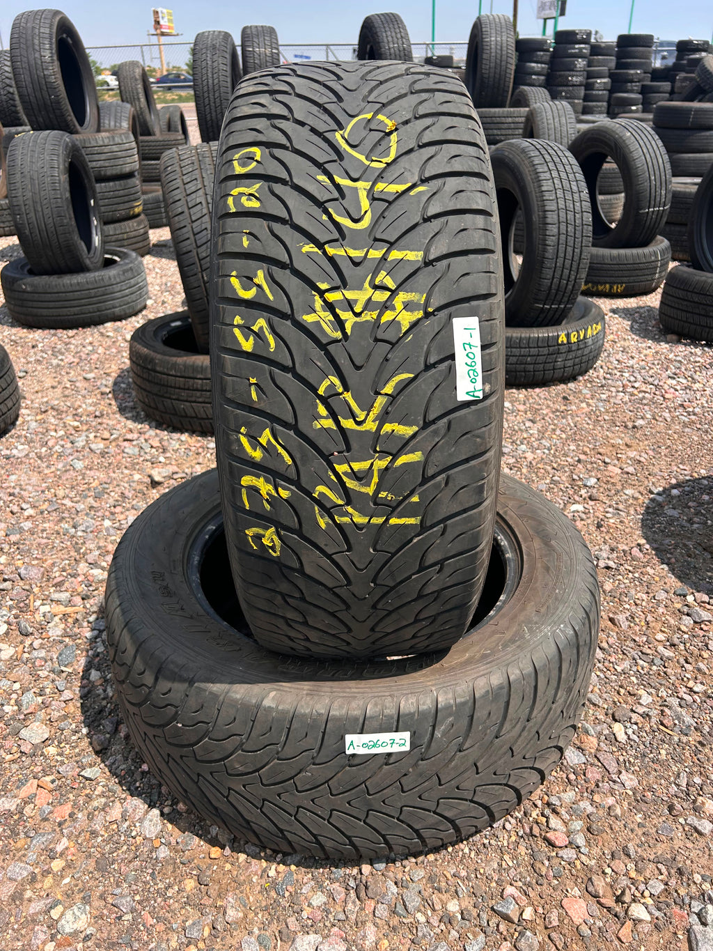 275/55R20 Pair (2 Used Tires) Federal Couragia S/U