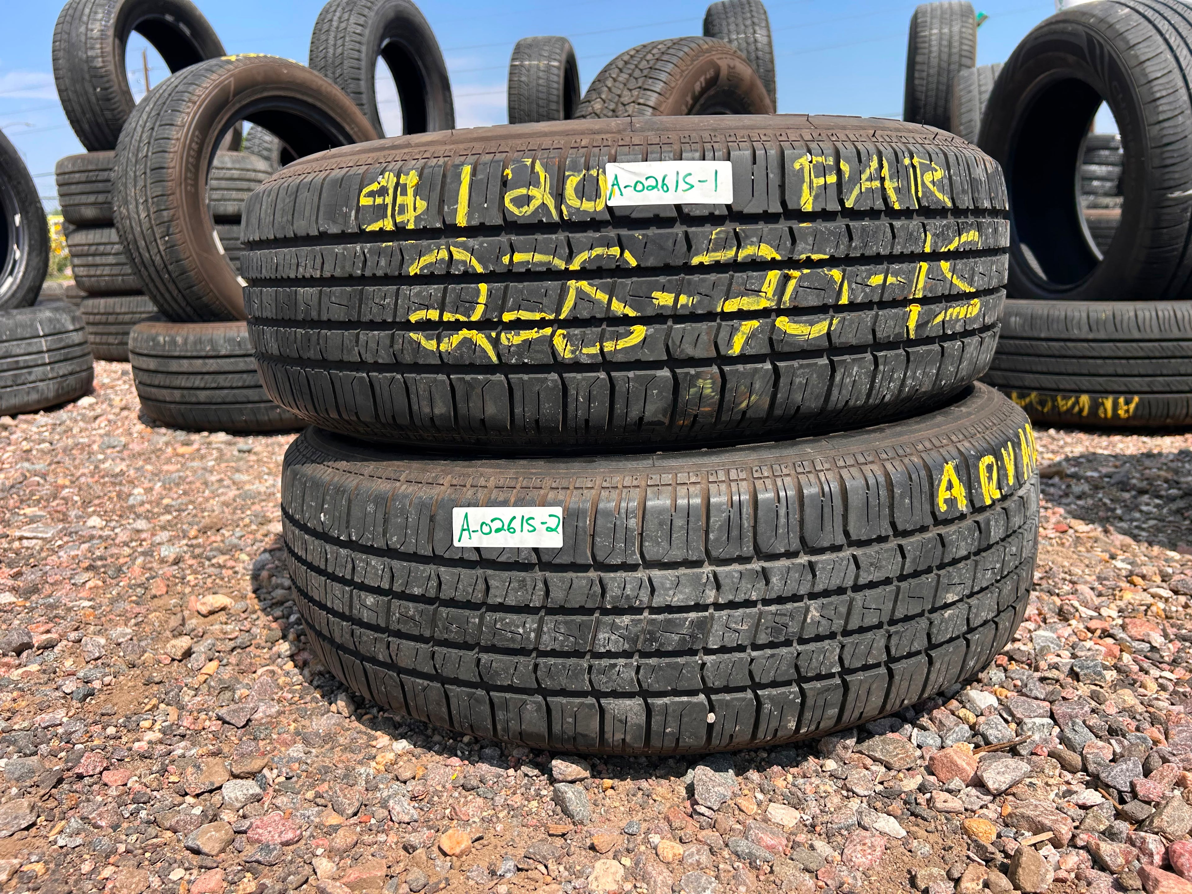 225/70R15 Pair (2 Used Tires) Venezia Classic 787