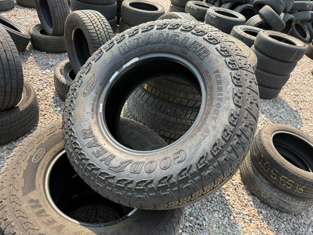 265/70R16 Set (4 Used Tires) Goodyear Wrangler Territory AT