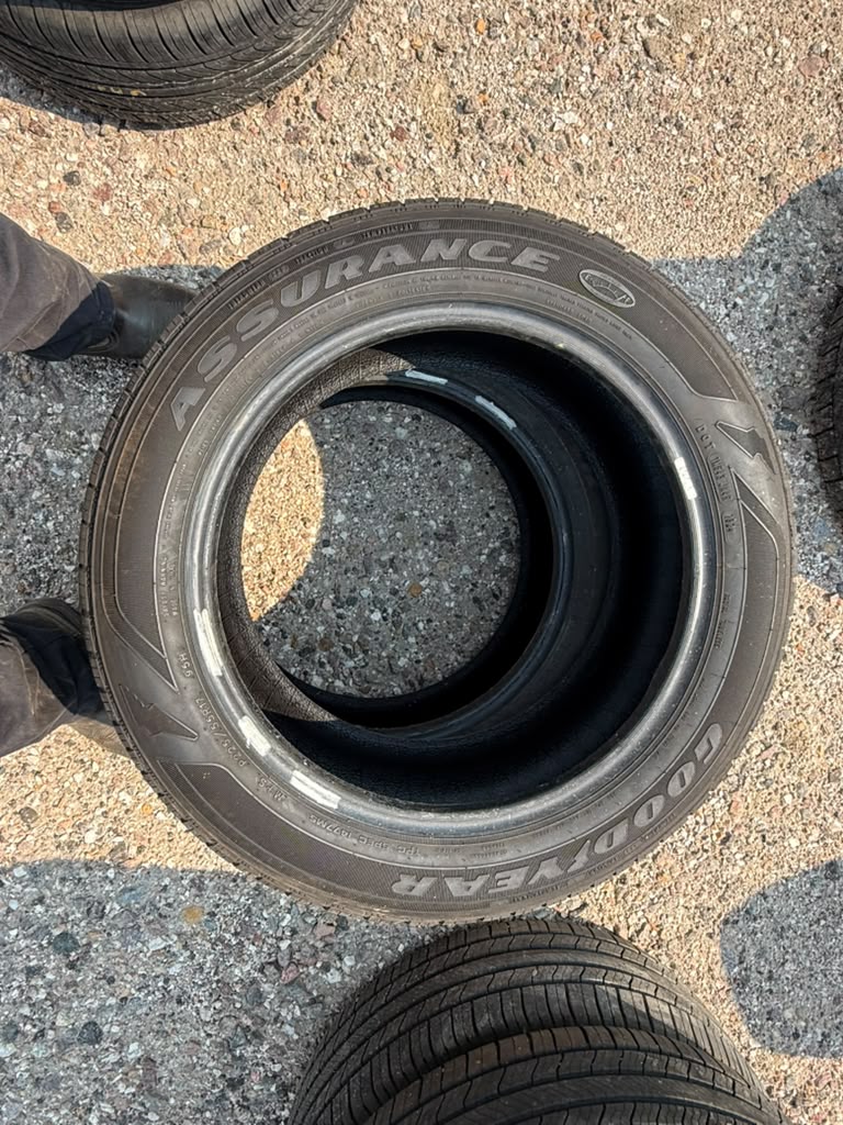 225/55R17 Pair (2 Used Tires) Goodyear Assurance