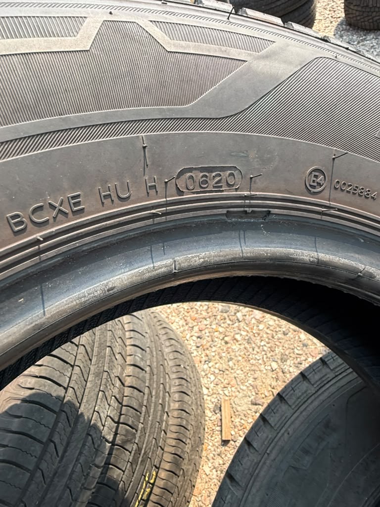 LT225/75R16 Set (4 Used Tires) Hankook Dynapro HT