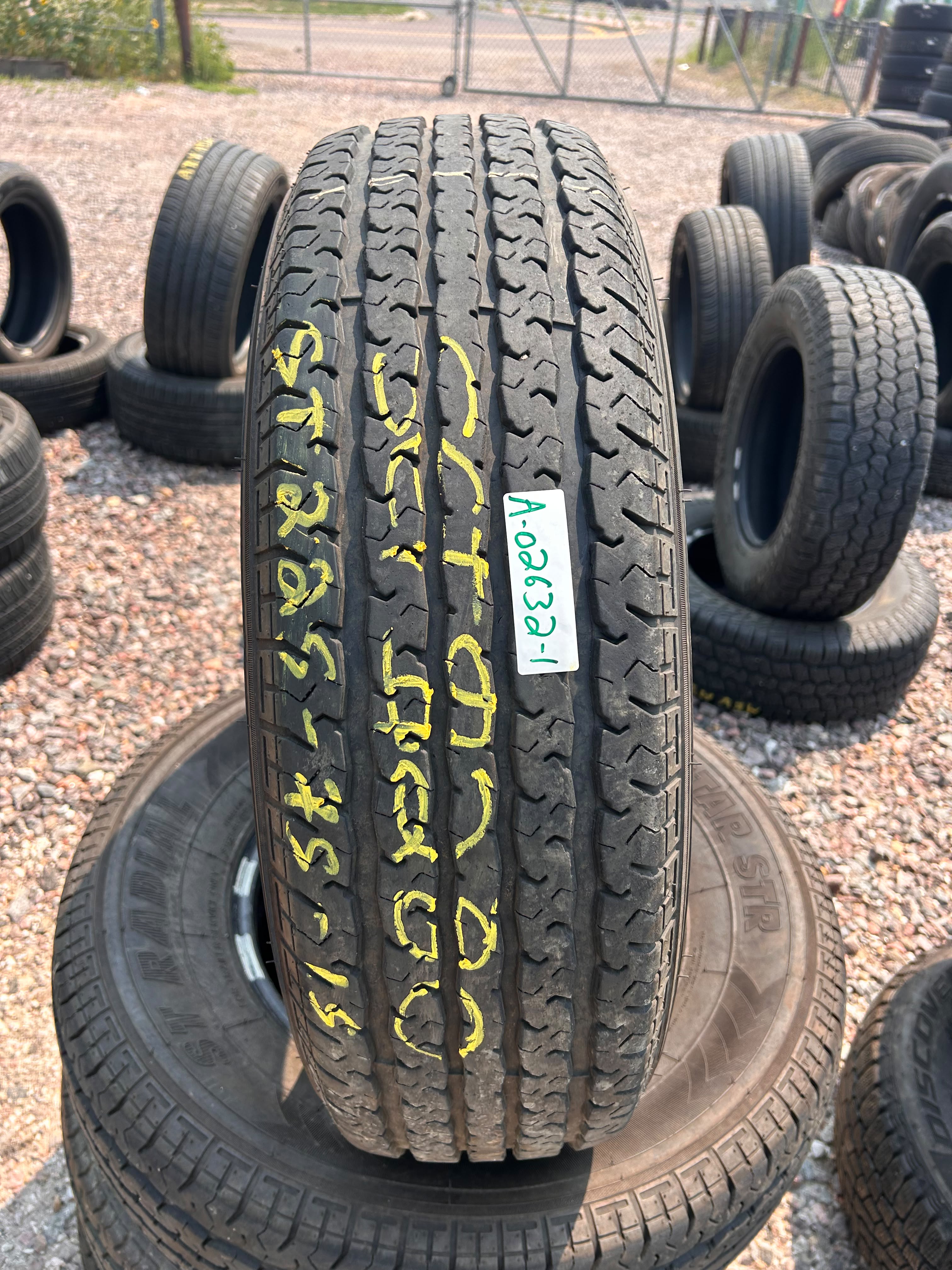 ST225/75R15 Set (4 Used Tires) Towstar STR
