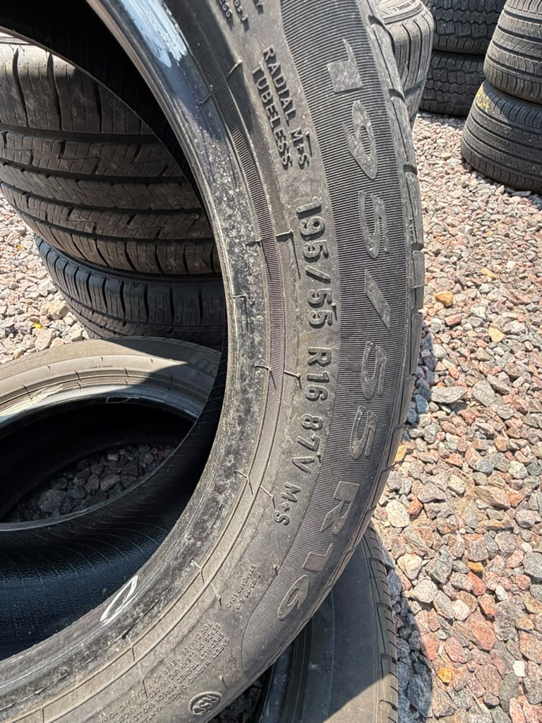 195/55R16 Pair (2 Used Tires) Pirelli Cinturato P7
