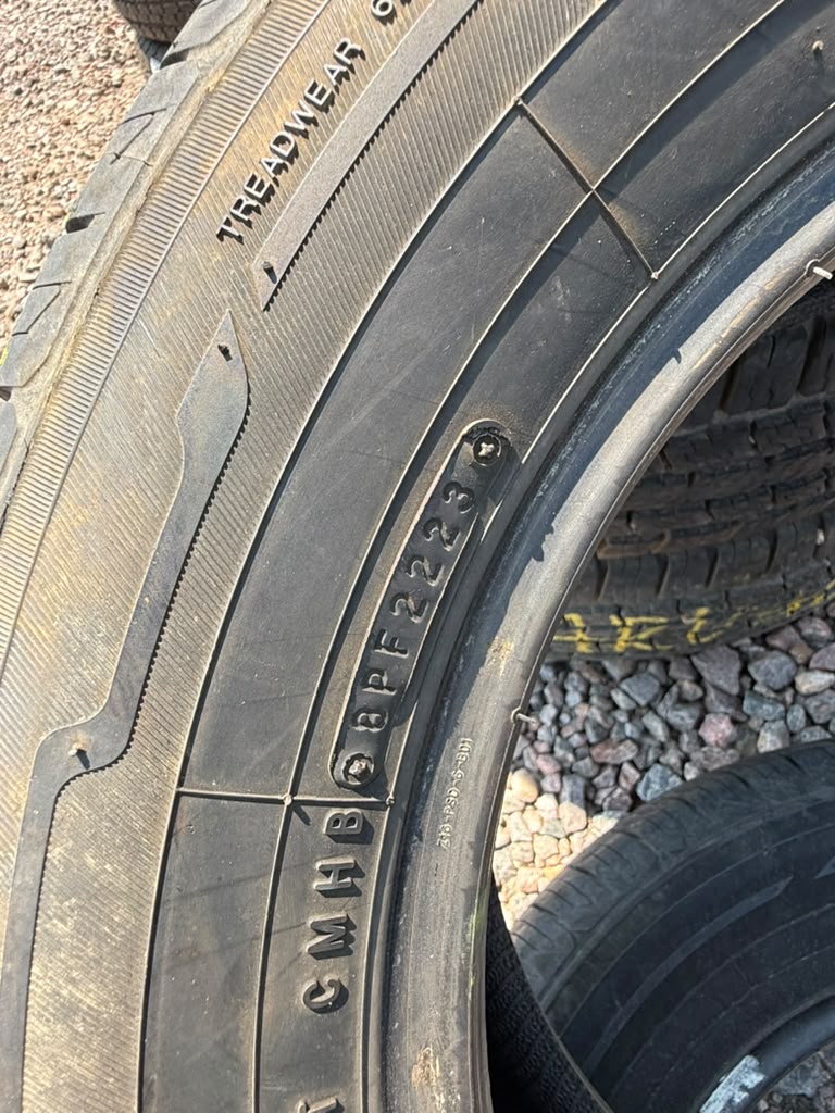 215/65R16 Pair (2 Used Tires) Toyo Extensa AS2