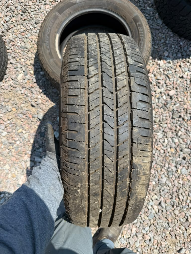 245/60R18 Pair (2 Like New Tires!!) Laufenn X Fit HT