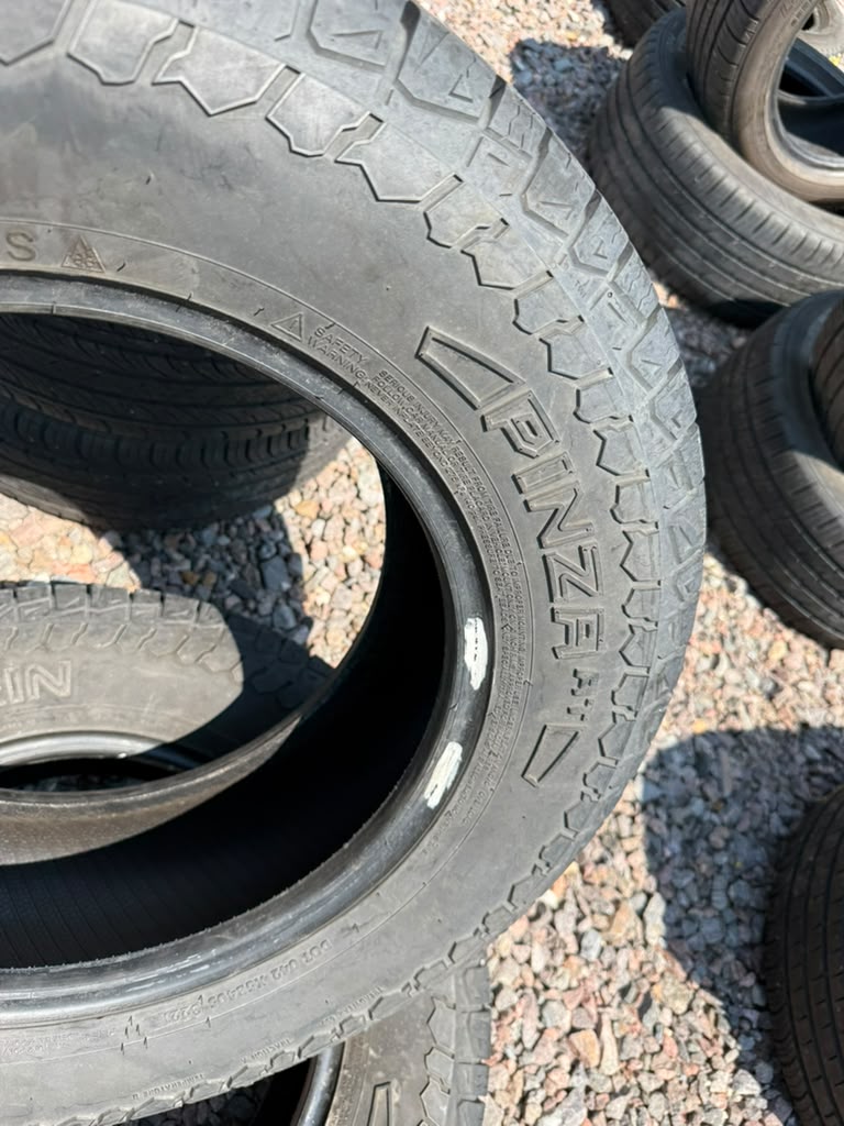 225/70R16 Pair (2 Used Tires) Vredestein Pinza