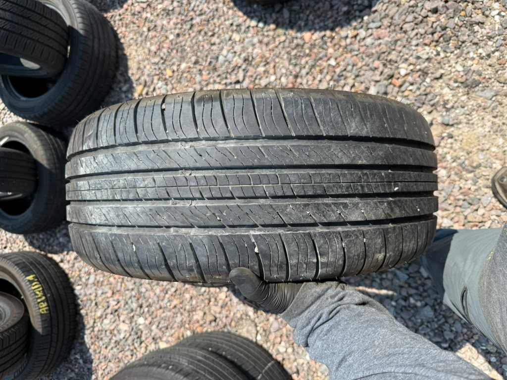 215/50R17 (3 Used Tires) GTradial Champiro Touring