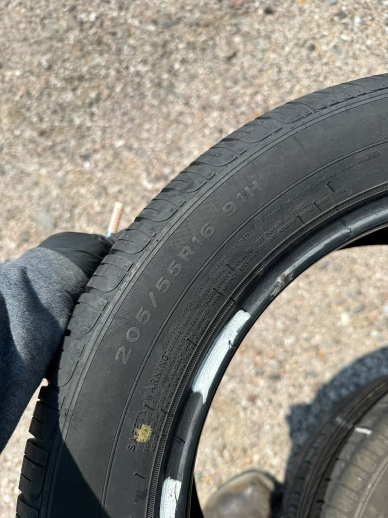 205/55R16 (3 Used Tires) Caldera Confidence