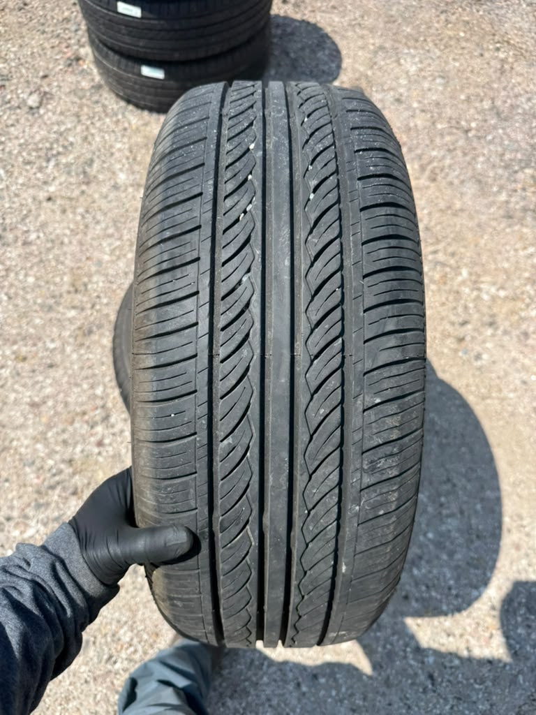 205/55R16 (3 Used Tires) Caldera Confidence