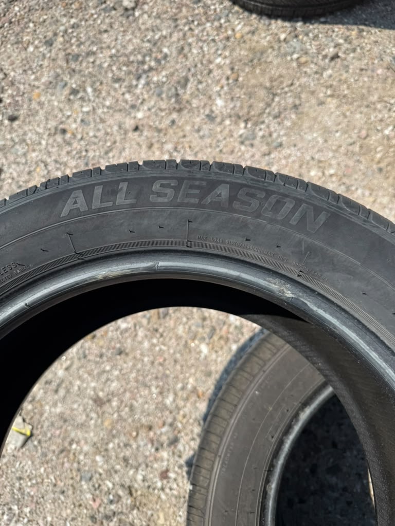 205/55R16 (3 Used Tires) Caldera Confidence