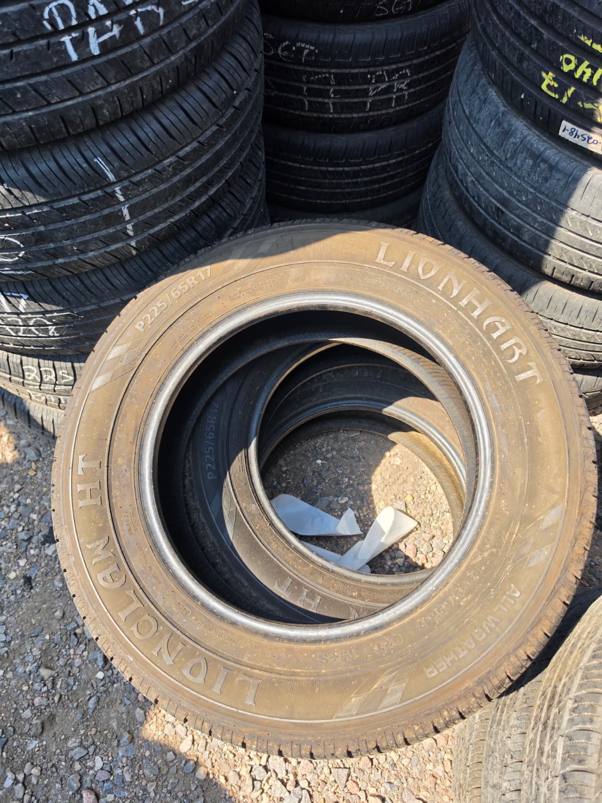 225/65R17 Pair (2 Used Tires) Lionhart Lionclaw HT