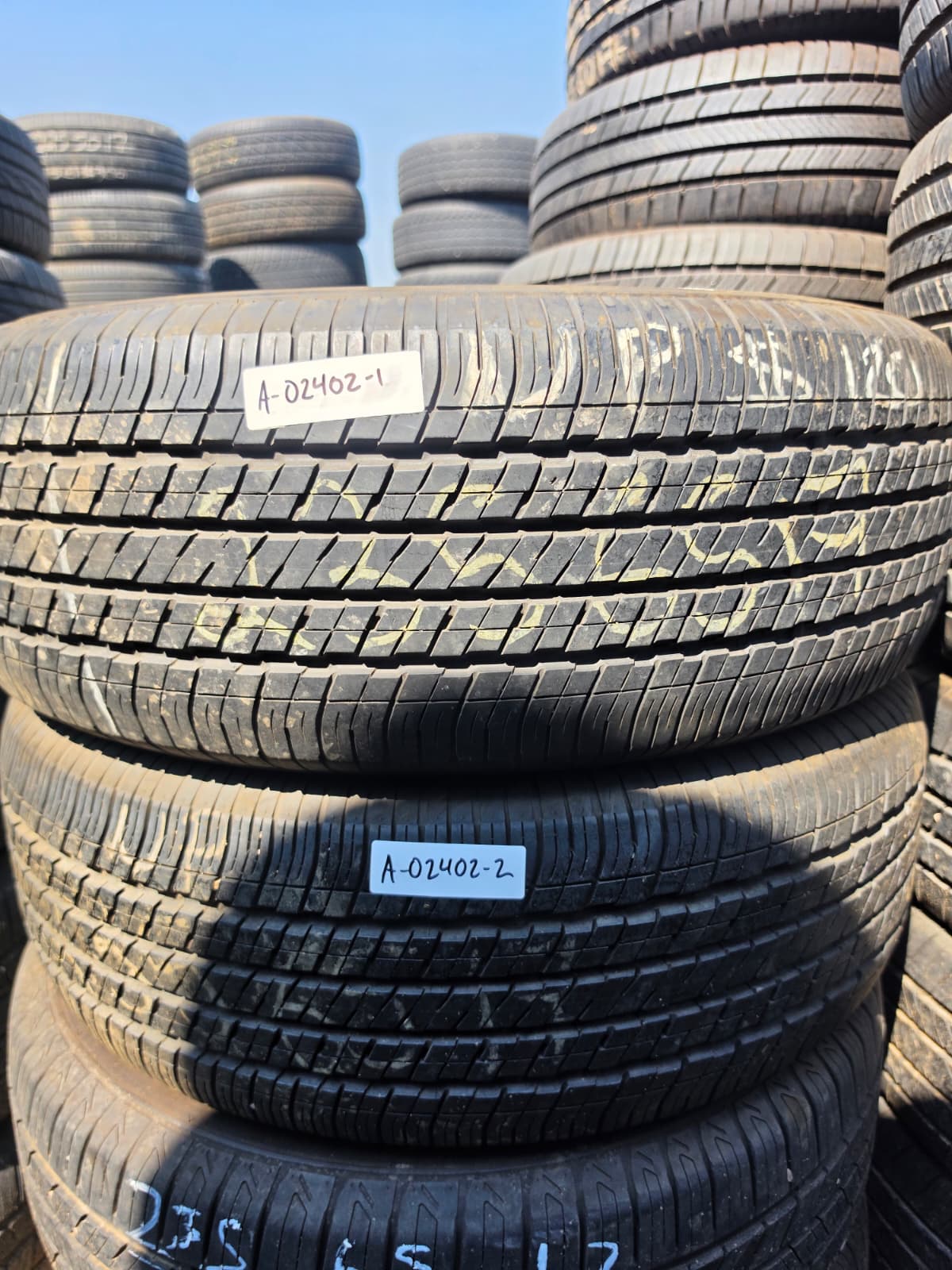 235/65R17 Pair (2 Used Tires) Yokohama Avid S34