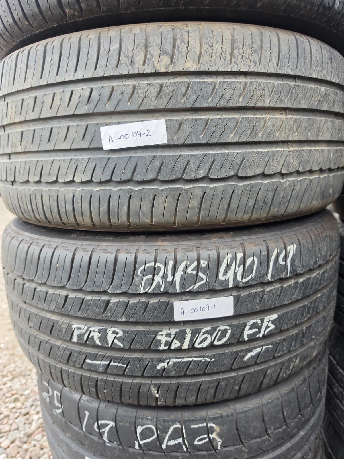 245/40R19 Pair (2 Used Tires) Michelin Primacy Tour