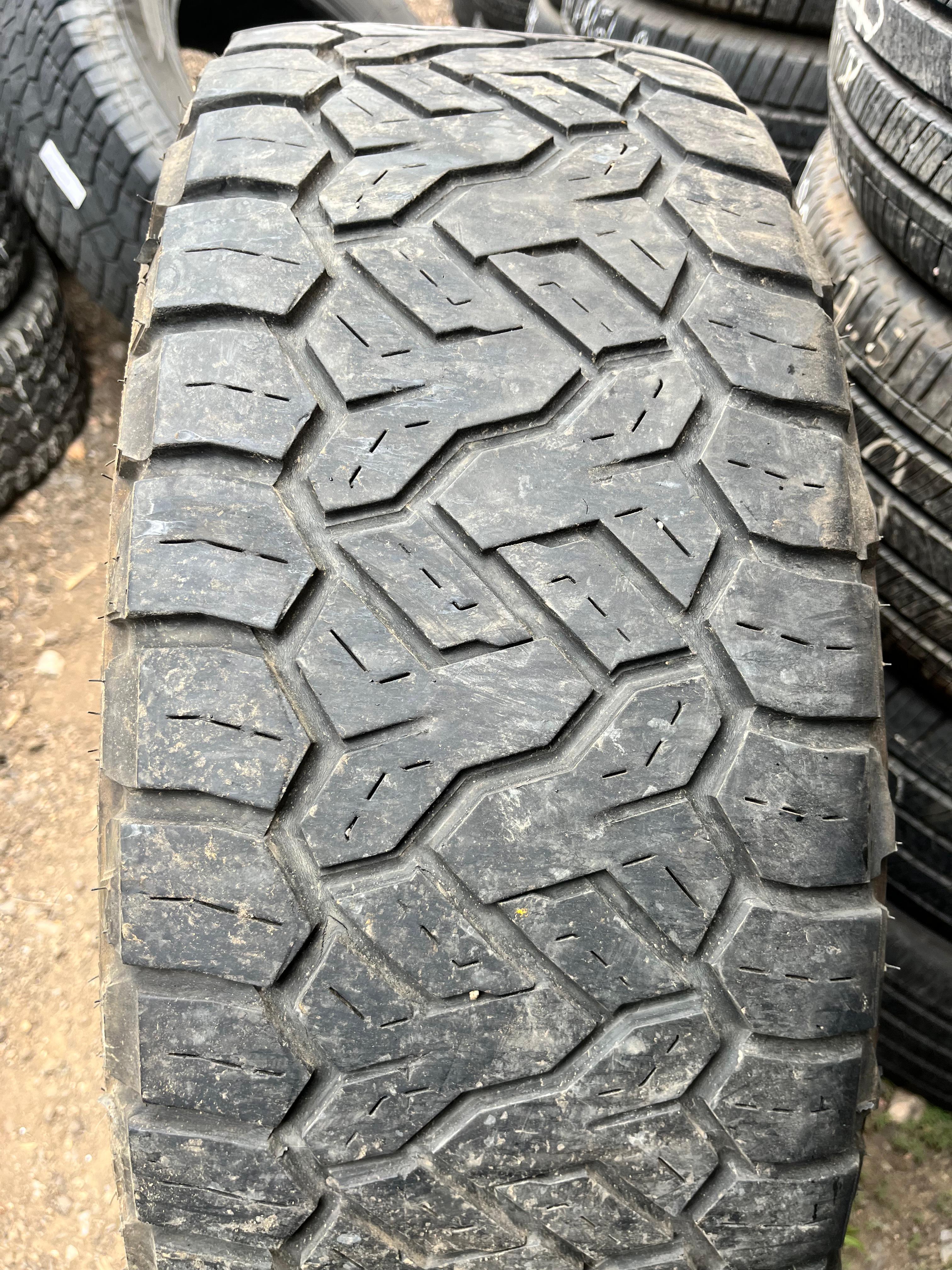 LT275/70R18 (3 Used Tires) Nitto Recon Grappler