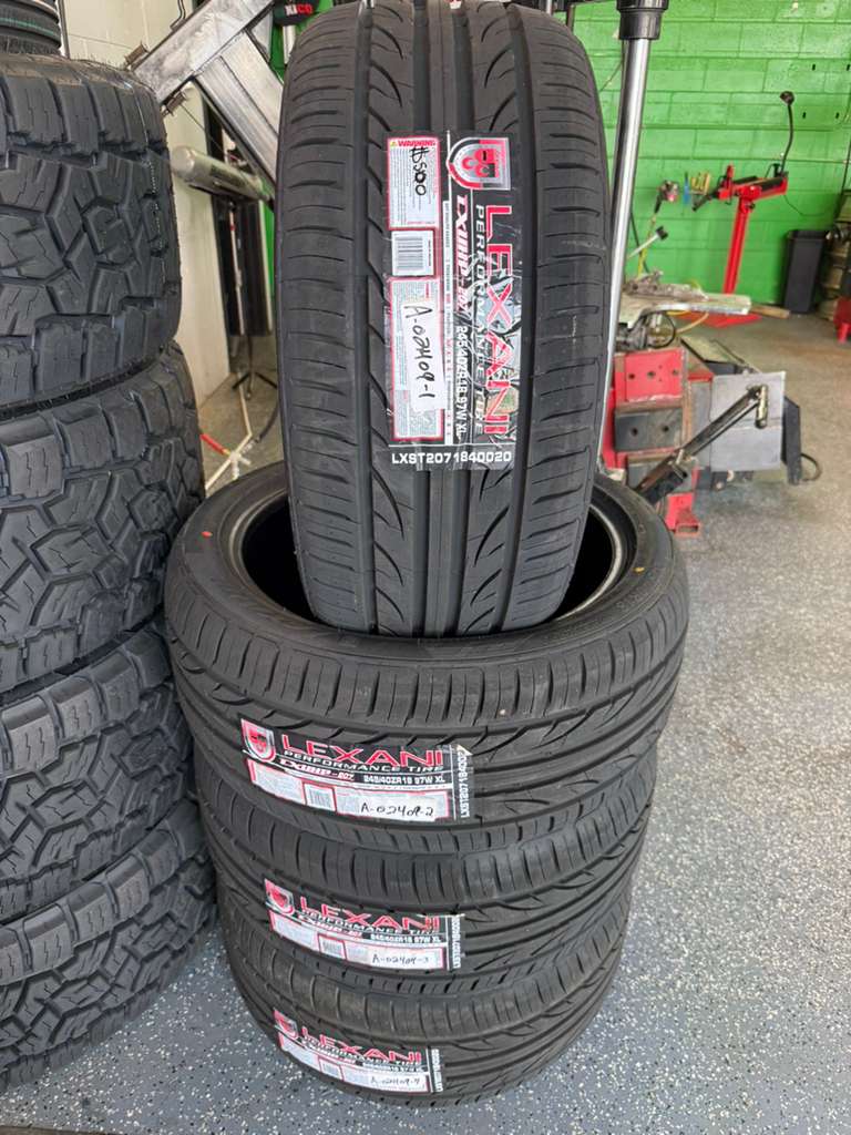 245/40R18 Set (4 Brand New Tires!!) Lexani LXUHP-207